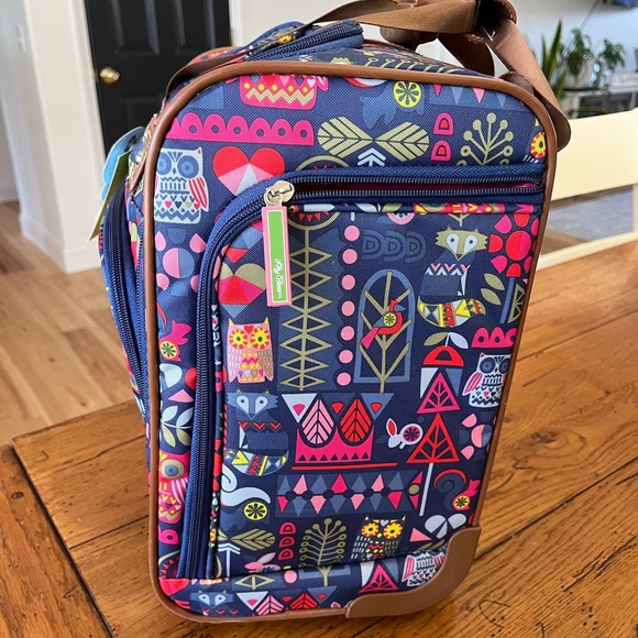 NWT- Lily Bloom rolling carry on bag. - Picture 3 of 12